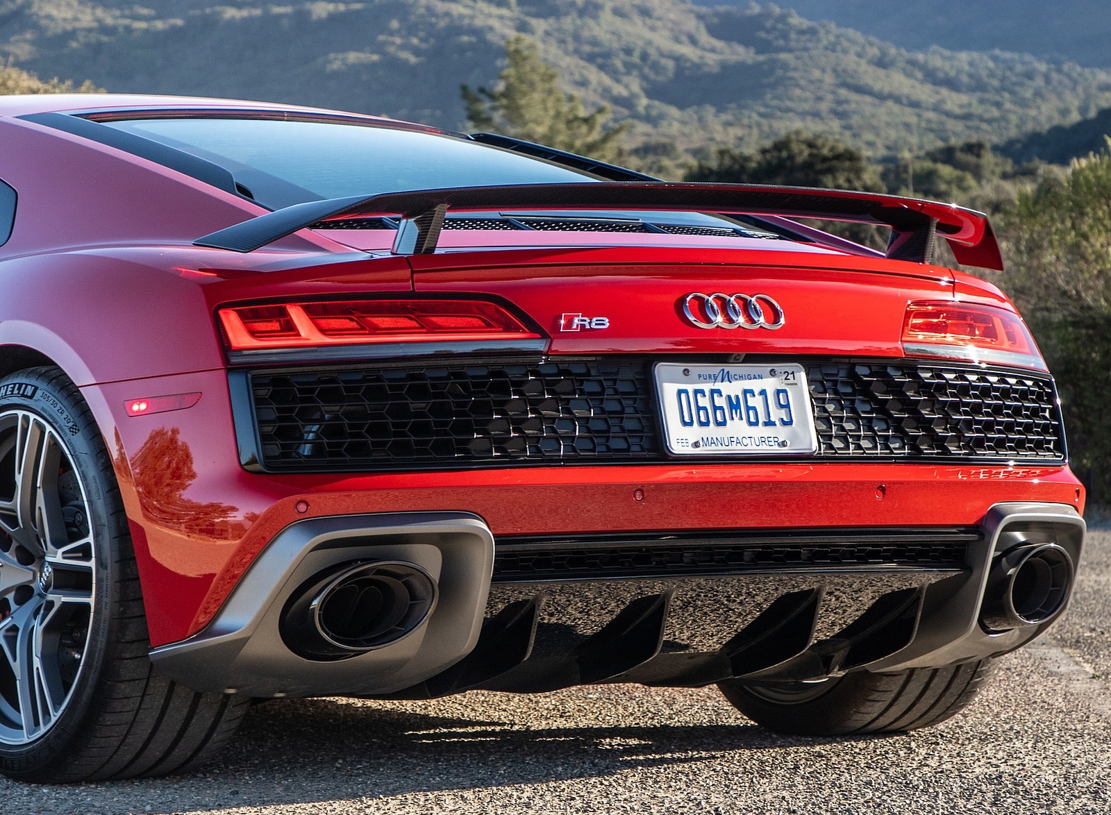 2020 Audi R8 Coupe (US-Spec) Spoiler Wallpapers #43 of 62