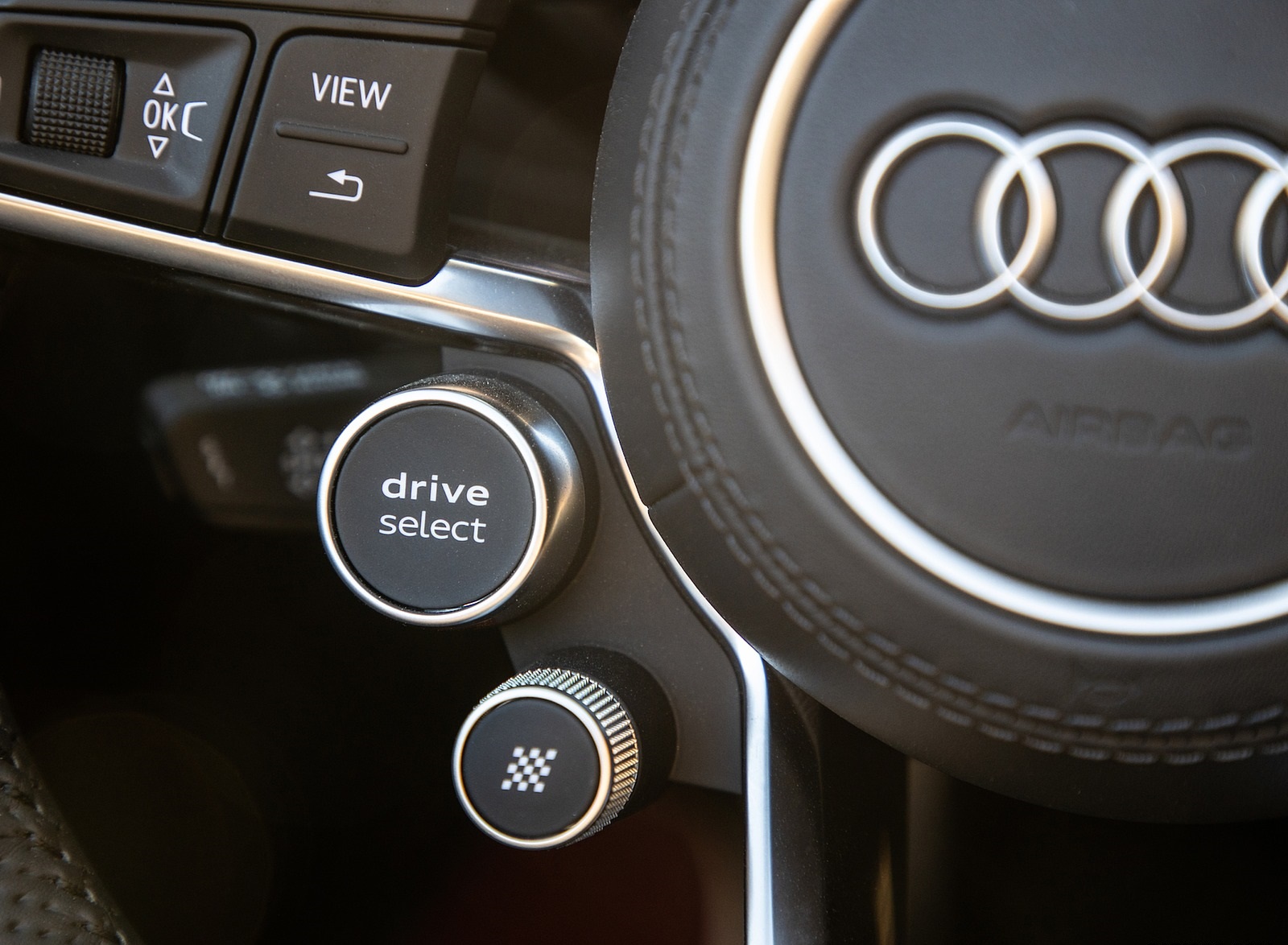 2020 Audi R8 Spyder (US-Spec) Interior Steering Wheel Wallpapers #36 of 46