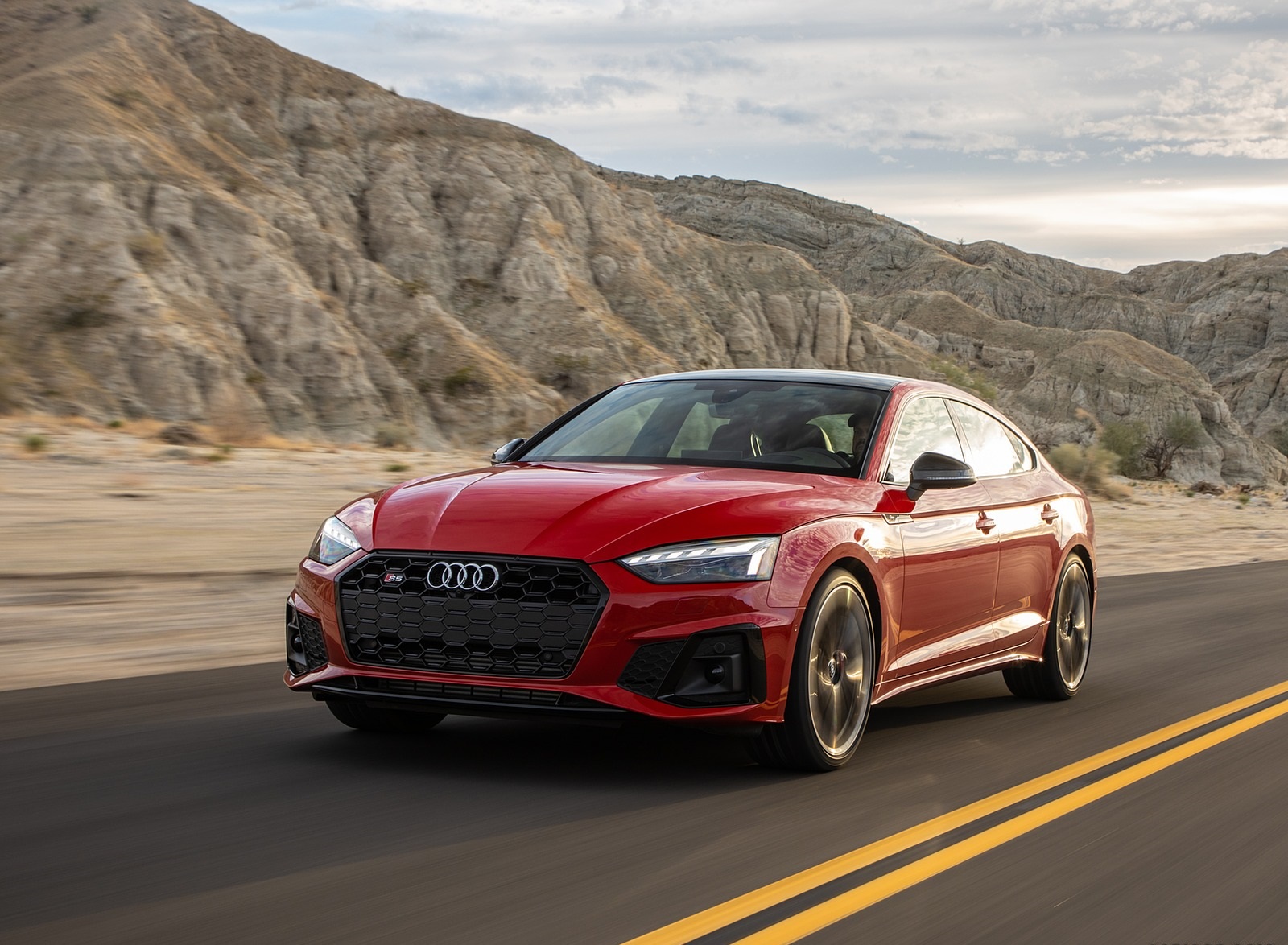 2020 Audi S5 Sportback (US-Spec) Front Three-Quarter Wallpapers #9 of 38