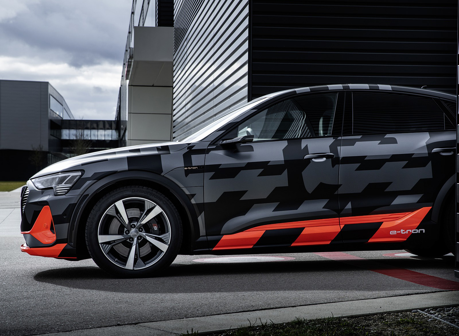 2020 Audi e-tron S Sportback Concept Detail Wallpapers #48 of 61