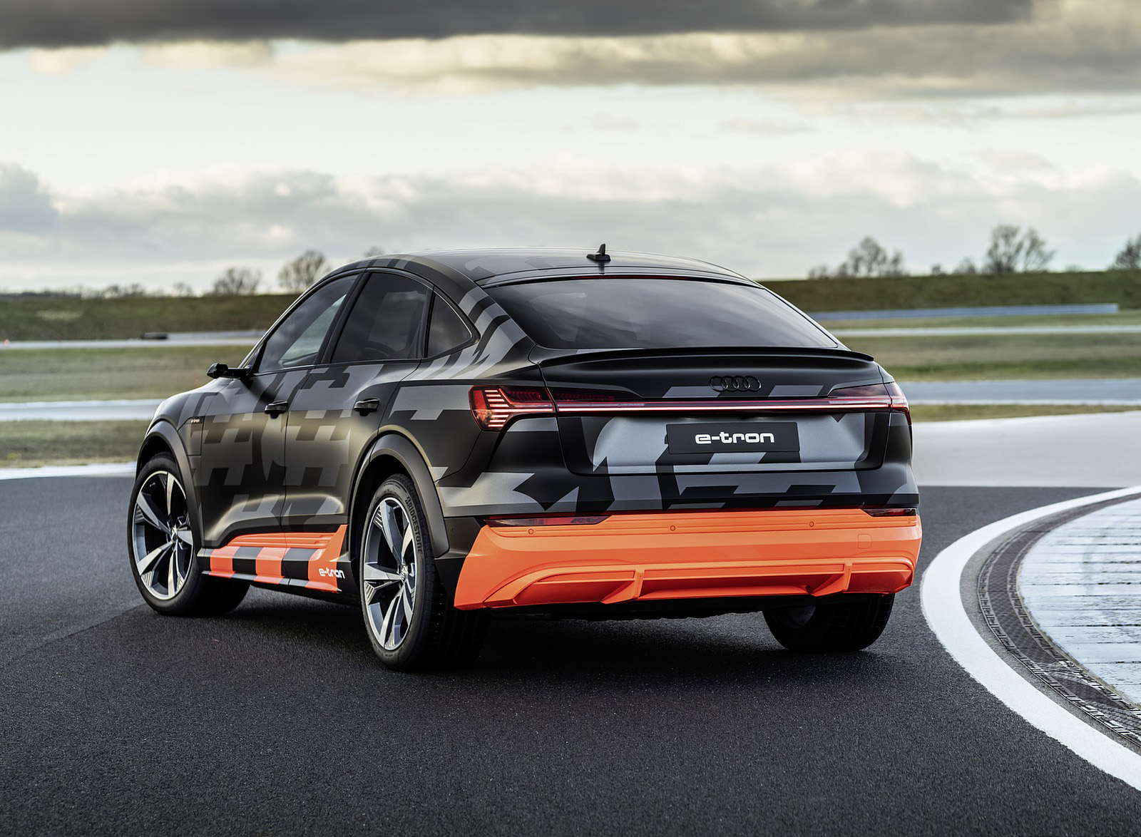 2020 Audi e-tron S Sportback Concept Rear Three-Quarter Wallpapers #35 of 61