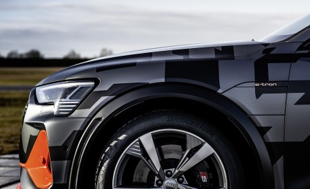 2020 Audi e-tron S Sportback Concept Wheel Wallpapers 450x275 (50)