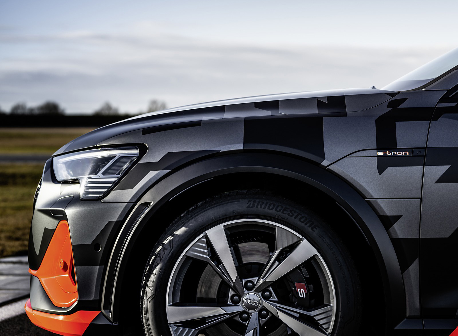 2020 Audi e-tron S Sportback Concept Wheel Wallpapers #50 of 61