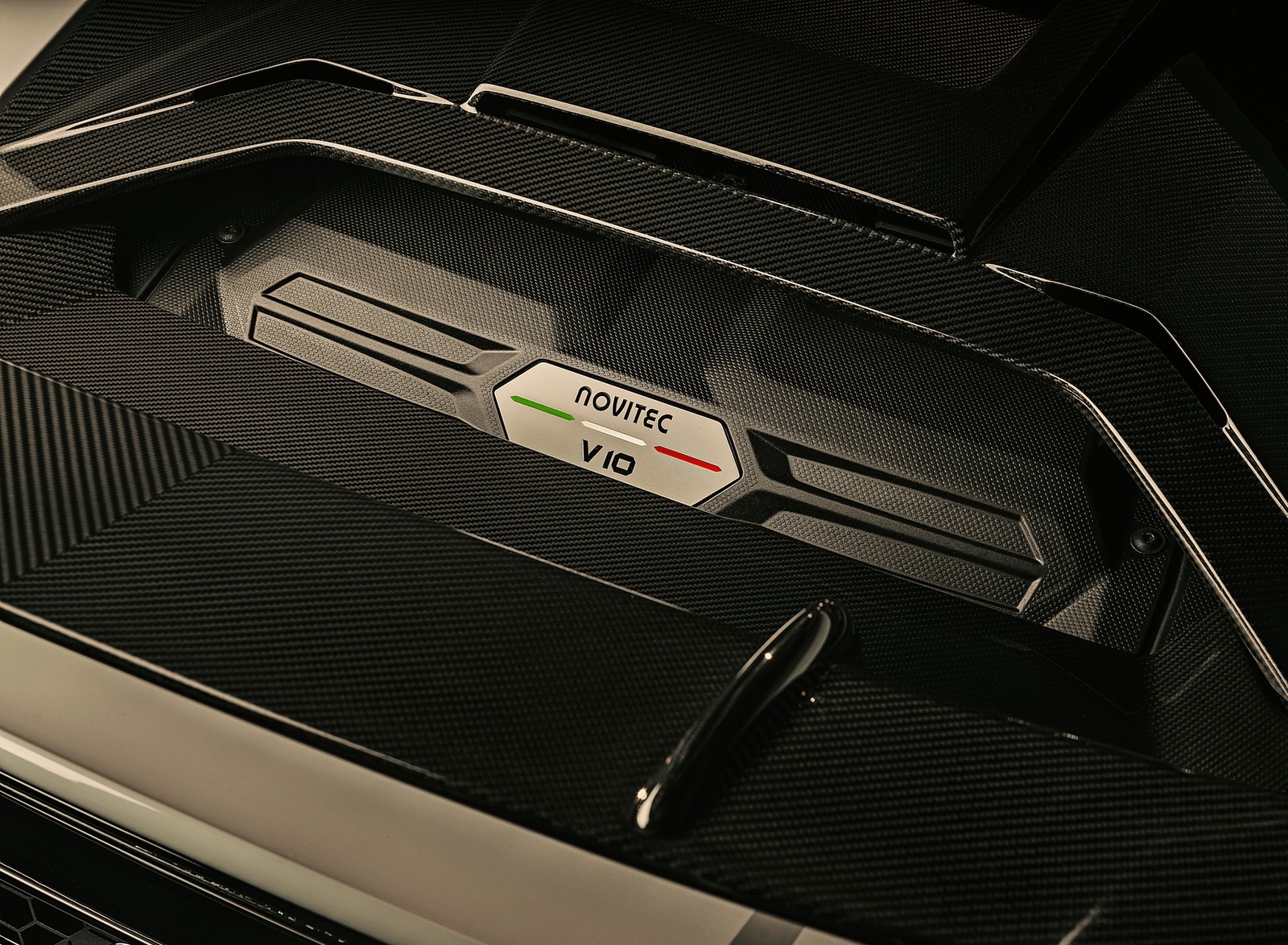 Lamborghini Engine Wallpaper Hd