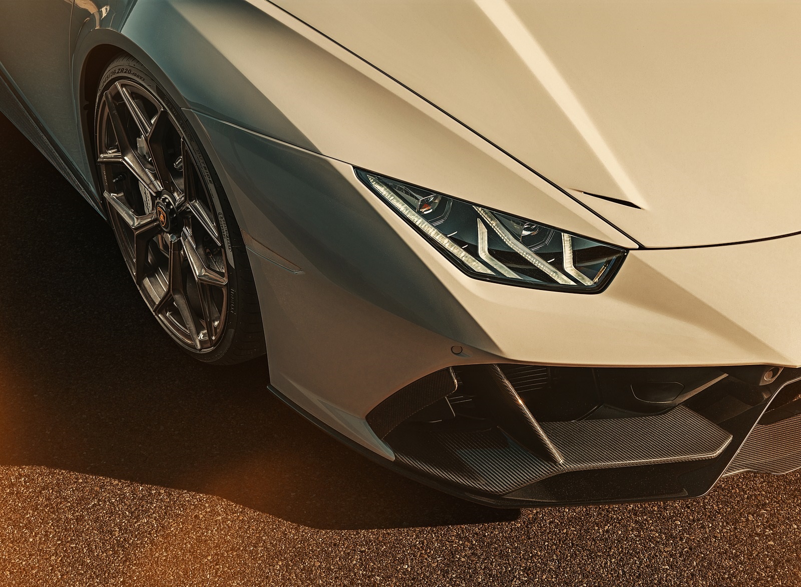 2020 NOVITEC Lamborghini Huracán EVO Headlight Wallpapers (10)