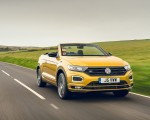 2020 Volkswagen T-Roc R-Line Cabriolet (UK-Spec) Front Three-Quarter Wallpapers 150x120