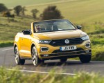 2020 Volkswagen T-Roc R-Line Cabriolet (UK-Spec) Front Three-Quarter Wallpapers 150x120