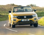 2020 Volkswagen T-Roc R-Line Cabriolet (UK-Spec) Front Wallpapers 150x120 (42)