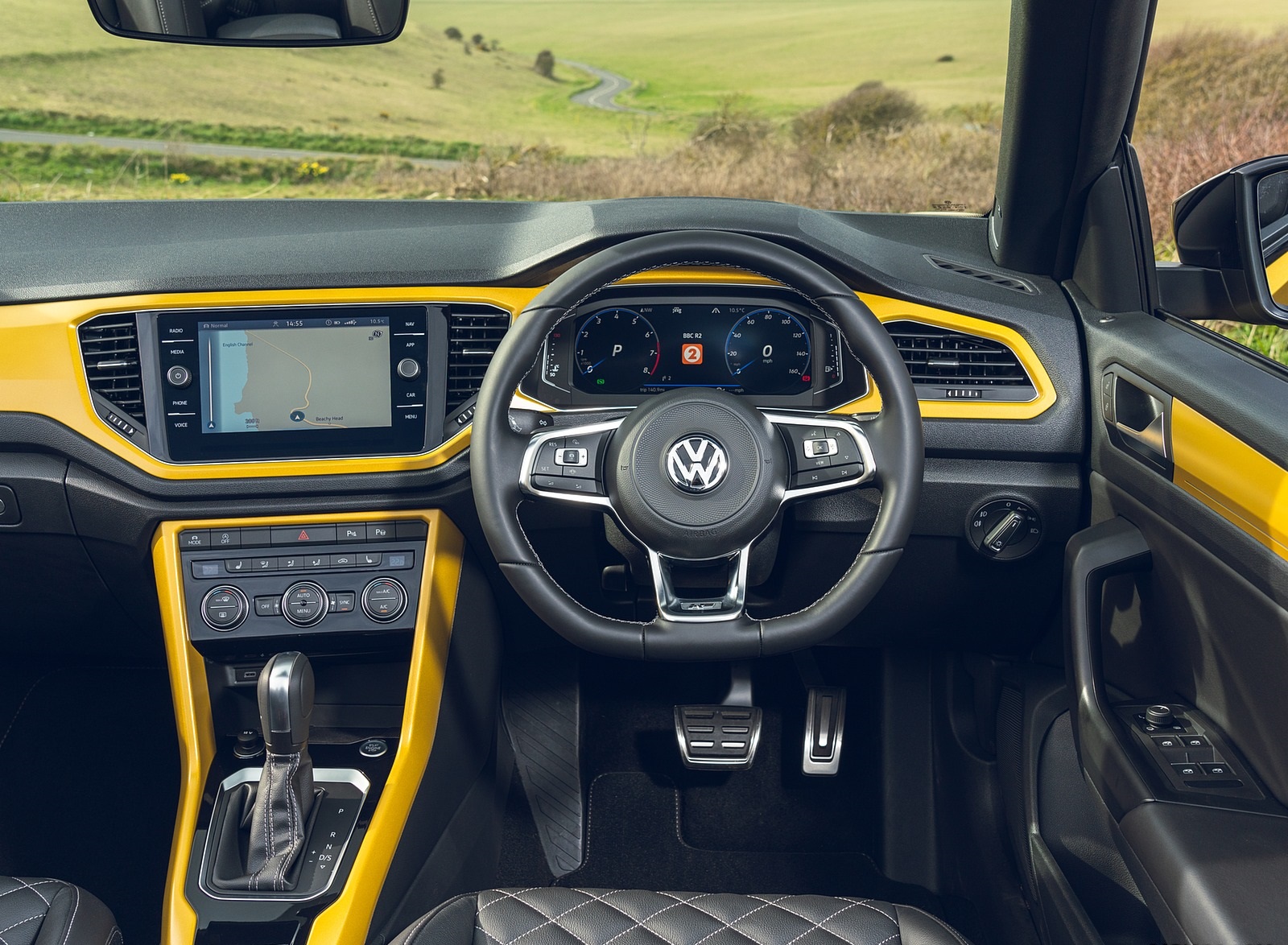 2020 Volkswagen T-Roc R-Line Cabriolet (UK-Spec) Interior Cockpit Wallpapers #101 of 126