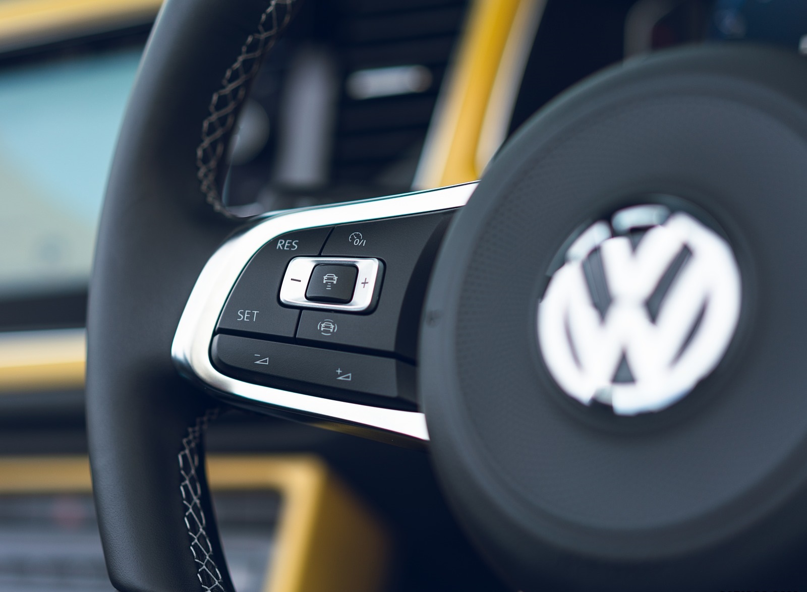 2020 Volkswagen T-Roc R-Line Cabriolet (UK-Spec) Interior Steering Wheel Wallpapers #100 of 126