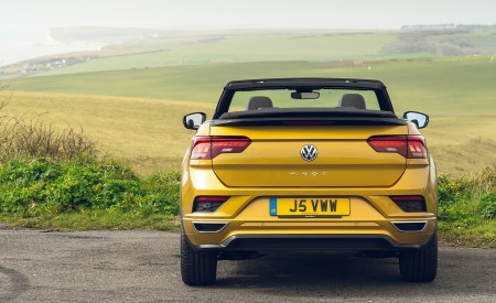 2020 Volkswagen T-Roc R-Line Cabriolet (UK-Spec) Rear Wallpapers 450x275 (60)