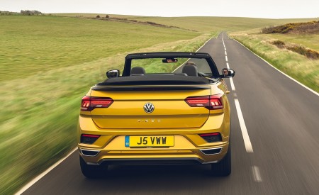 2020 Volkswagen T-Roc R-Line Cabriolet (UK-Spec) Rear Wallpapers 450x275 (47)