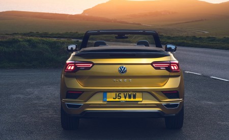 2020 Volkswagen T-Roc R-Line Cabriolet (UK-Spec) Rear Wallpapers 450x275 (70)