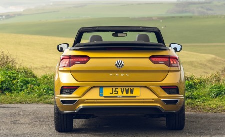 2020 Volkswagen T-Roc R-Line Cabriolet (UK-Spec) Rear Wallpapers 450x275 (61)