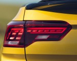 2020 Volkswagen T-Roc R-Line Cabriolet (UK-Spec) Tail Light Wallpapers 150x120 (88)