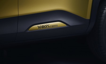 2021 Toyota Yaris Cross Hybrid AWD Detail Wallpapers 450x275 (11)