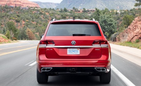 2021 Volkswagen Atlas SEL Premium 4Motion Rear Wallpapers 450x275 (7)