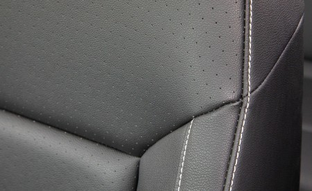 2021 Volkswagen Atlas SEL R-line Interior Detail Wallpapers 450x275 (32)