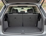 2021 Volkswagen Atlas SEL R-line Trunk Wallpapers 150x120