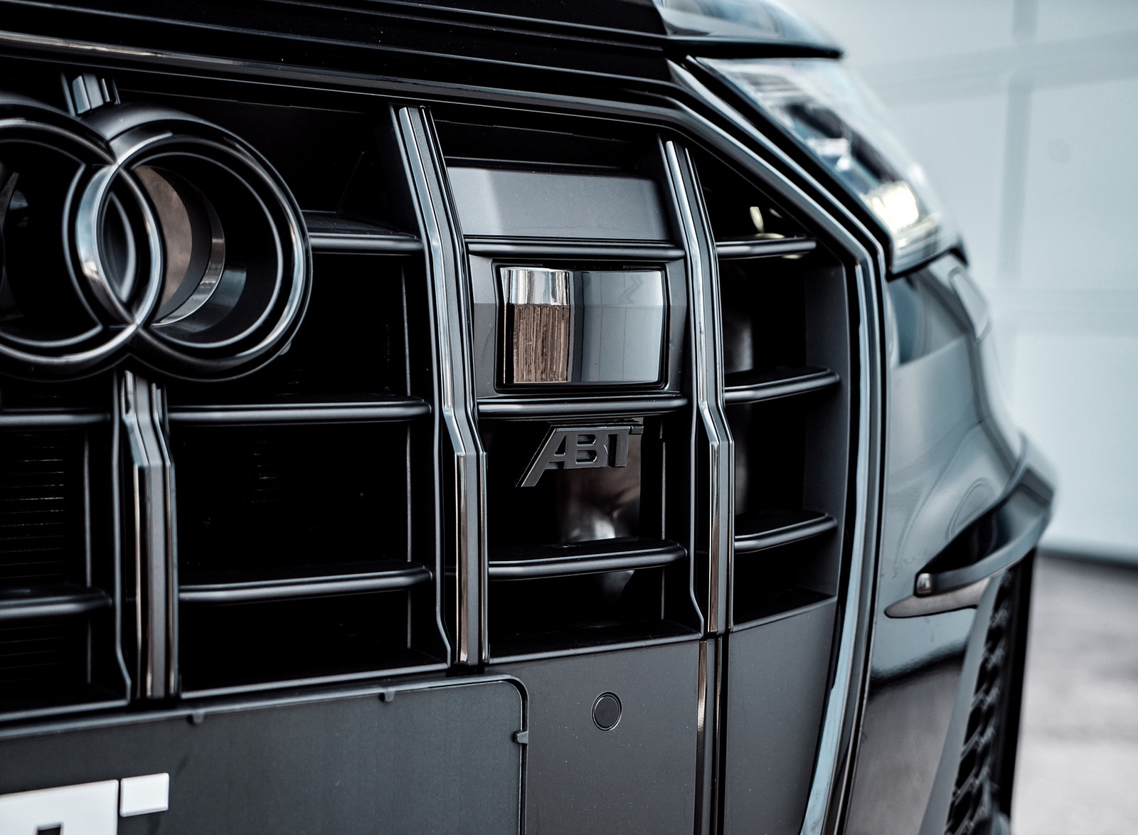2020 ABT Audi SQ7 Headlight Wallpapers  (8)