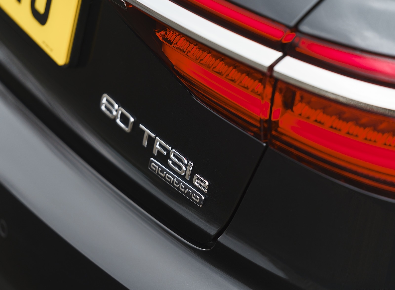 2020 Audi A8 L 60 TFSI e quattro (Plug-In Hybrid UK-Spec) Badge Wallpapers #76 of 128