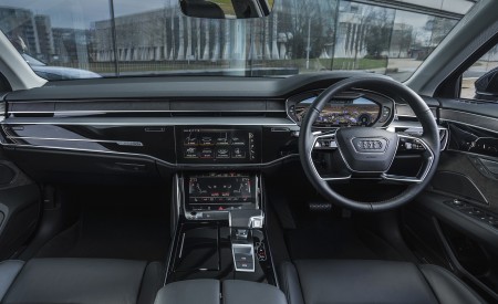 2020 Audi A8 L 60 TFSI e quattro (Plug-In Hybrid UK-Spec) Interior Cockpit Wallpapers 450x275 (85)
