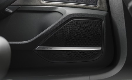 2020 Audi A8 L 60 TFSI e quattro (Plug-In Hybrid UK-Spec) Interior Detail Wallpapers 450x275 (115)