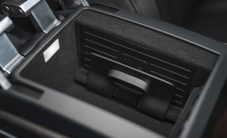 2020 Audi A8 L 60 TFSI e quattro (Plug-In Hybrid UK-Spec) Interior Detail Wallpapers 450x275 (108)