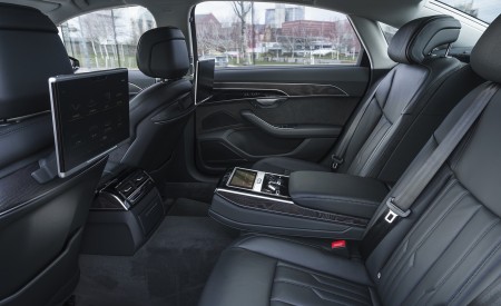 2020 Audi A8 L 60 TFSI e quattro (Plug-In Hybrid UK-Spec) Interior Rear Seats Wallpapers 450x275 (101)