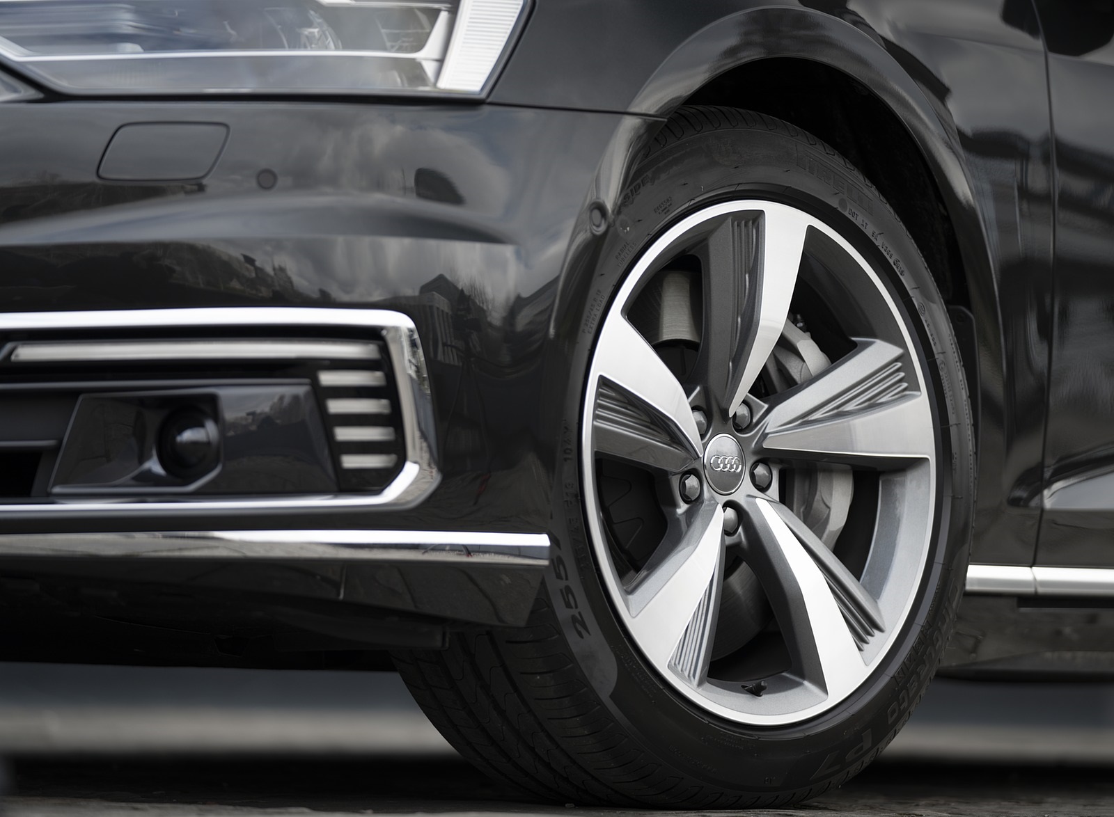 2020 Audi A8 L 60 TFSI e quattro (Plug-In Hybrid UK-Spec) Wheel Wallpapers #62 of 128