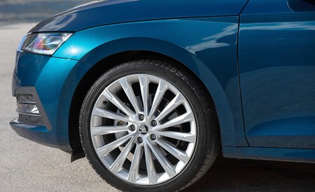 2020 Škoda Octavia Wheel Wallpapers 450x275 (32)