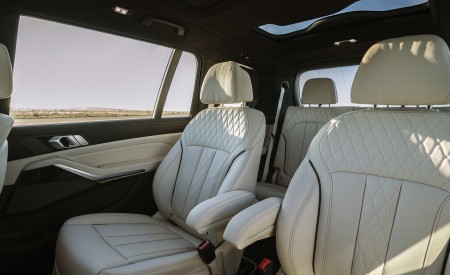 2021 ALPINA XB7 based on BMW X7 Interior Rear Seats Wallpapers 450x275 (31)