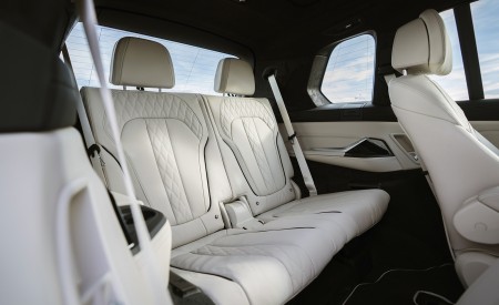 2021 ALPINA XB7 based on BMW X7 Interior Rear Seats Wallpapers 450x275 (32)