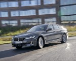 2021 BMW 5 Series 530e Plug-In Hybrid Front Three-Quarter Wallpapers 150x120 (47)