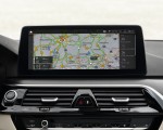 2021 BMW 530e xDrive Plug-In Hybrid Central Console Wallpapers  150x120