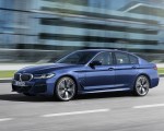 2021 BMW 530e xDrive Plug-In Hybrid Front Three-Quarter Wallpapers  150x120 (2)