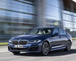 2021 BMW 530e xDrive Plug-In Hybrid Front Three-Quarter Wallpapers  150x120 (1)