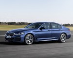 2021 BMW 530e xDrive Plug-In Hybrid Front Three-Quarter Wallpapers 150x120