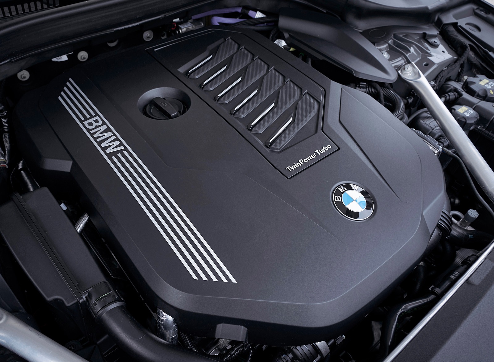 2021 BMW 6 Series Gran Turismo Engine Wallpapers #48 of 102