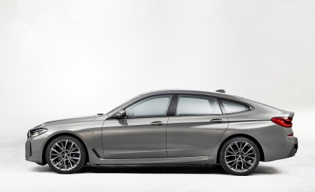 2021 BMW 6 Series Gran Turismo Side Wallpapers 450x275 (79)