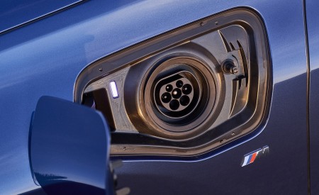 2021 BMW X2 xDrive25e Plug-In Hybrid Charging Port Wallpapers 450x275 (39)
