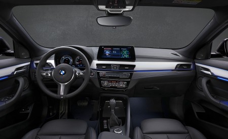 2021 BMW X2 xDrive25e Plug-In Hybrid Interior Cockpit Wallpapers 450x275 (46)