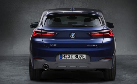 2021 BMW X2 xDrive25e Plug-In Hybrid Rear Wallpapers 450x275 (32)