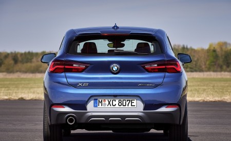 2021 BMW X2 xDrive25e Plug-In Hybrid Rear Wallpapers 450x275 (23)