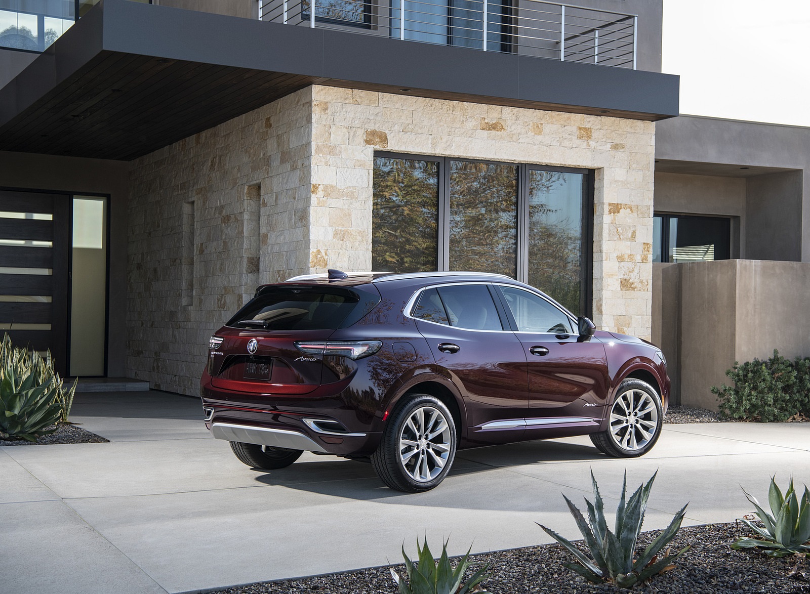 2021 Buick Envision Avenir Rear Three-Quarter Wallpapers #17 of 46