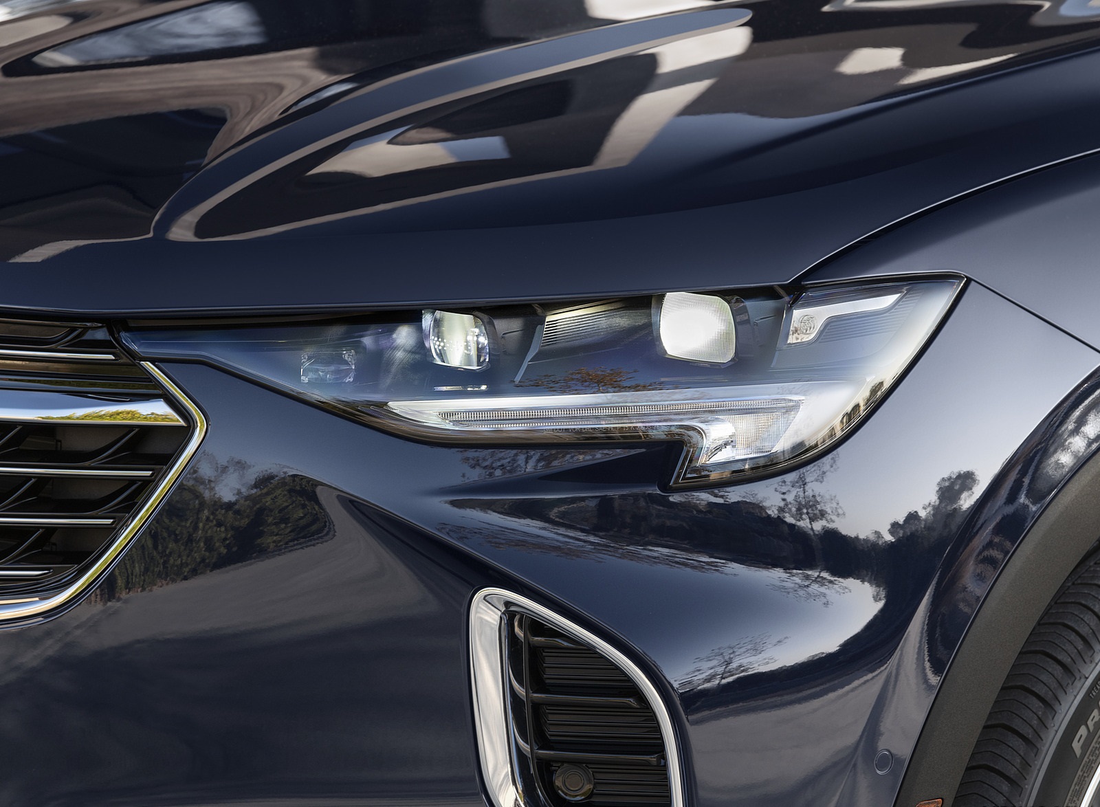 2021 Buick Envision Headlight Wallpapers (9)