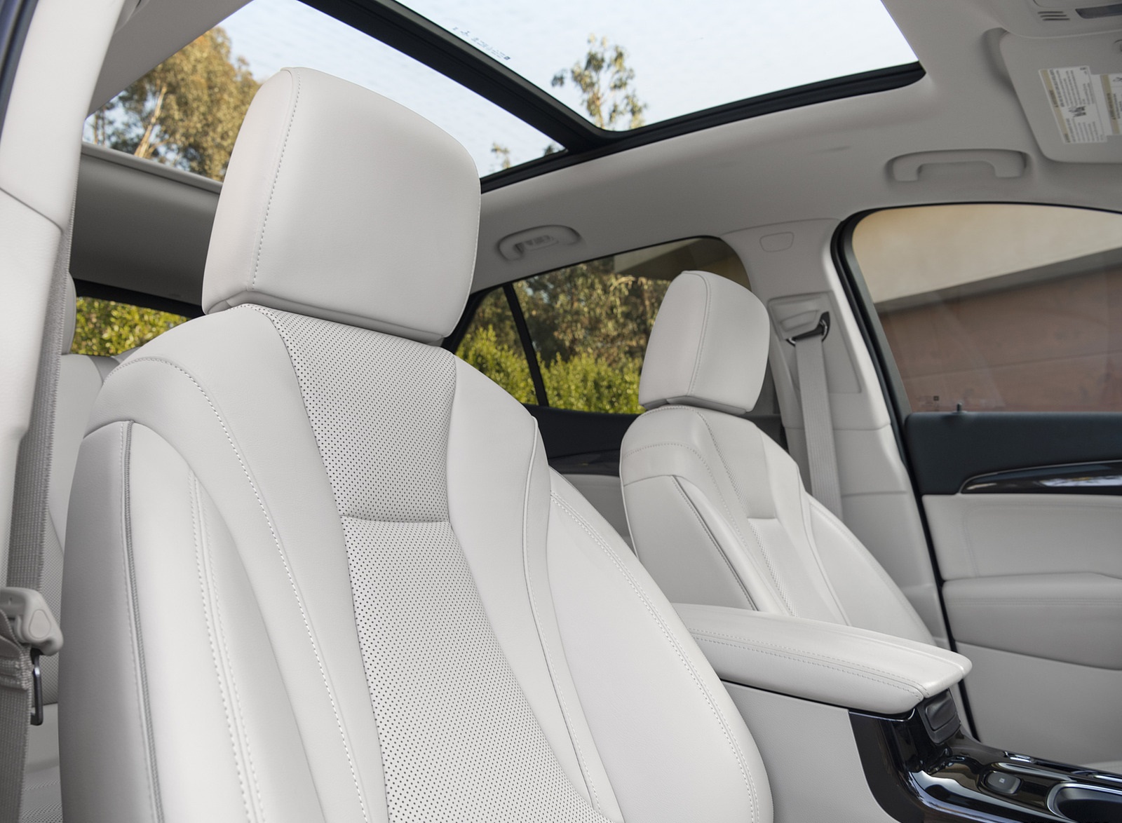 2021 Buick Envision Interior Front Seats Wallpapers (10)