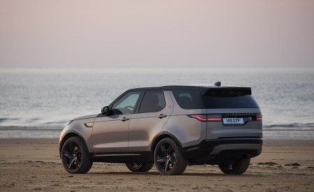 2021 Land Rover Discovery Rear Three-Quarter Wallpapers 450x275 (31)