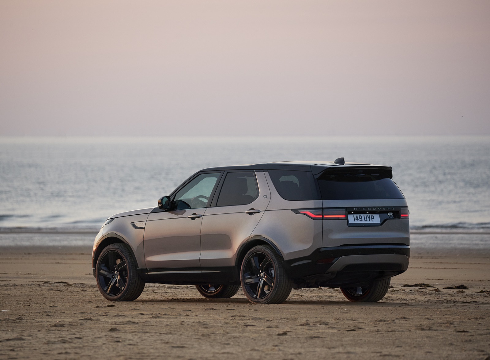 2021 Land Rover Discovery Rear Three-Quarter Wallpapers #31 of 68