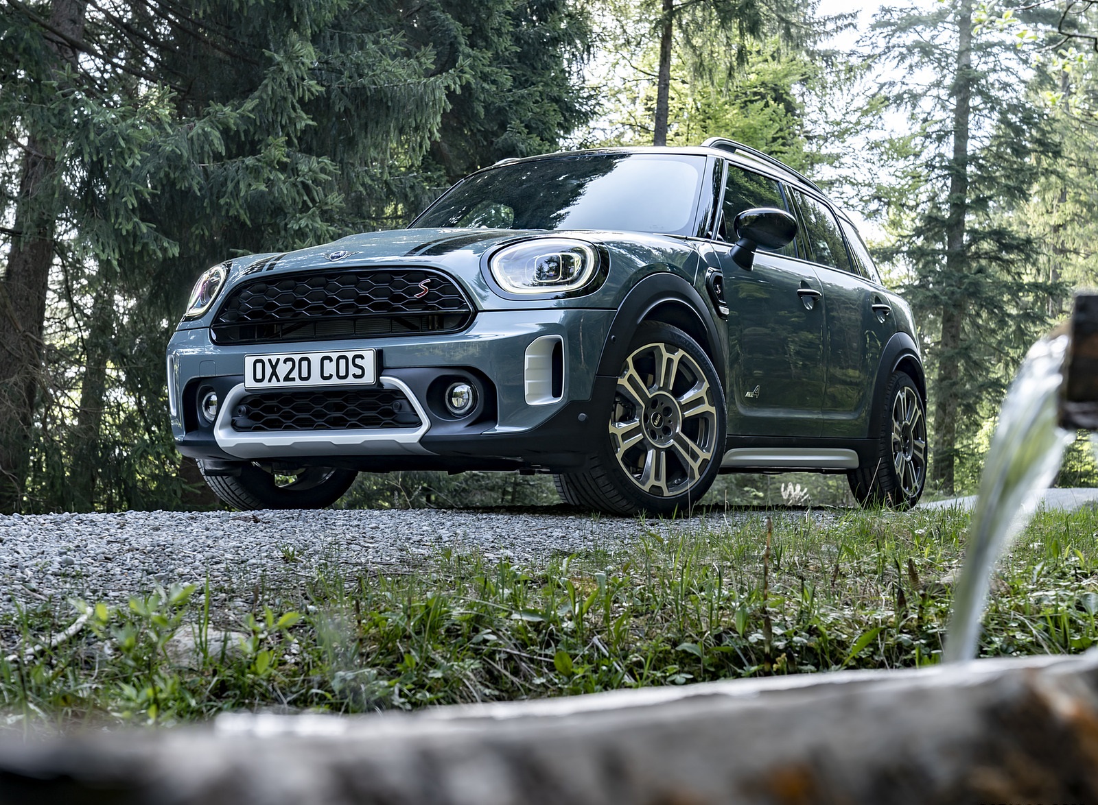 2021 MINI Cooper S Countryman ALL4 Front Three-Quarter Wallpapers #25 of 78